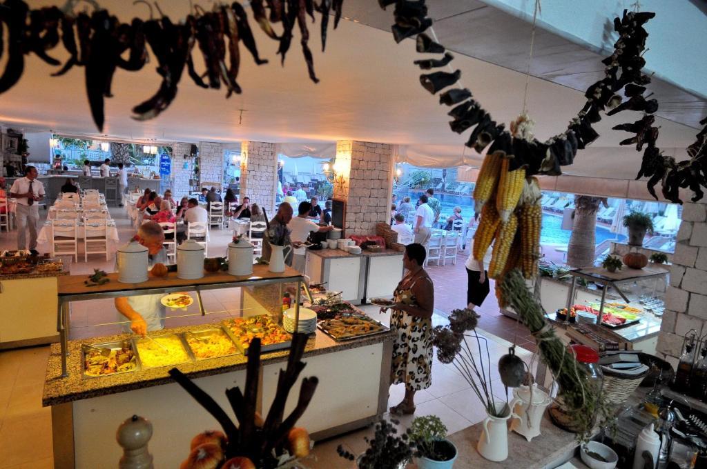 The Blue Lagoon Deluxe Hotel โอลลุนเดนิซ ห้อง รูปภาพ